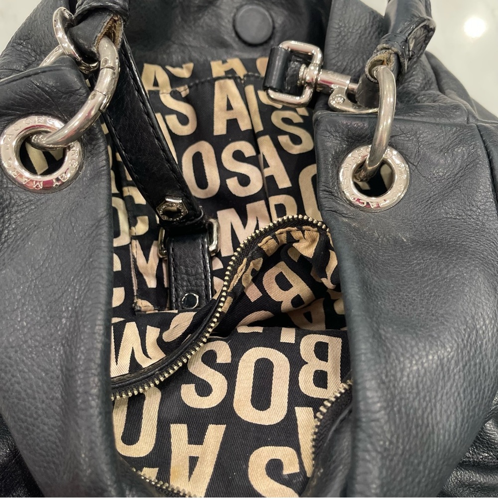 Gently used Marc by Marc Jacobs black leather hobo purse - Picture 13 of 16
